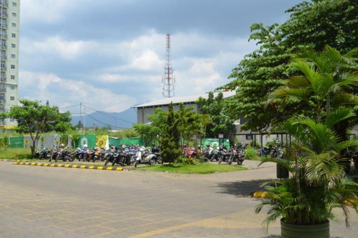 Apartemen The @ Metro *